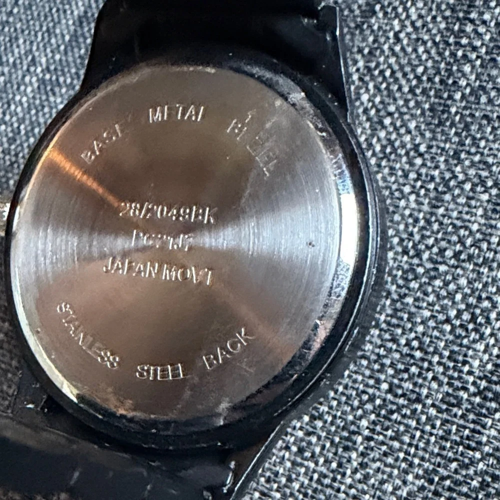 Sleek Black Men's Watch